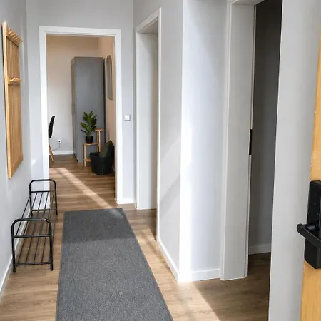 Moderne Und Komfortable 3-zimmer-wohnung In Einem Historischen Gebaeude Naehe Bahnhof Oberbarmen, Wuppertal